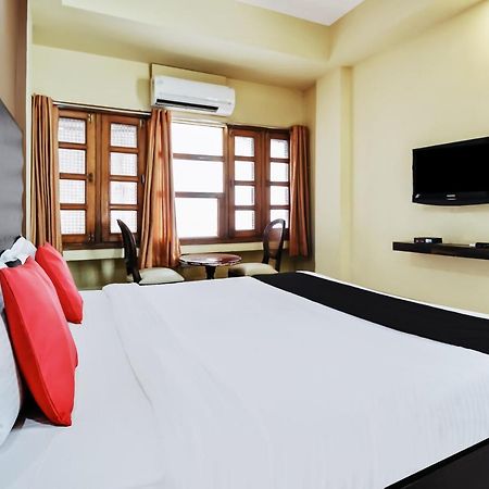 Capital O 8307 The Garden View Ξενοδοχείο Τζαϊπούρ Εξωτερικό φωτογραφία